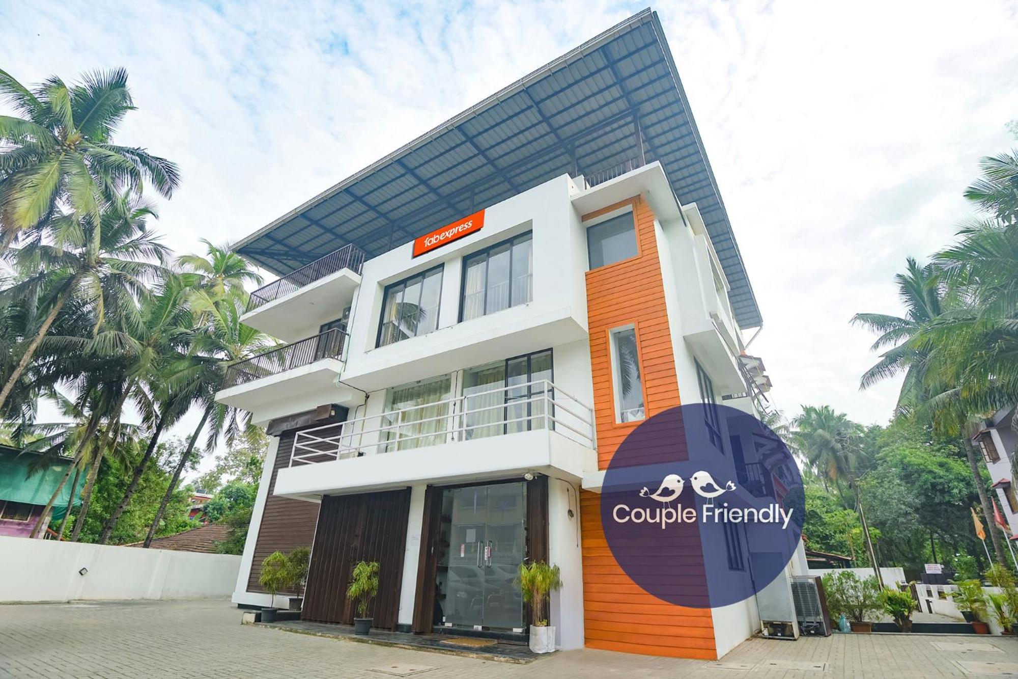 Fabexpress Holiday Suites - Nr Benaulim Beach Exterior photo